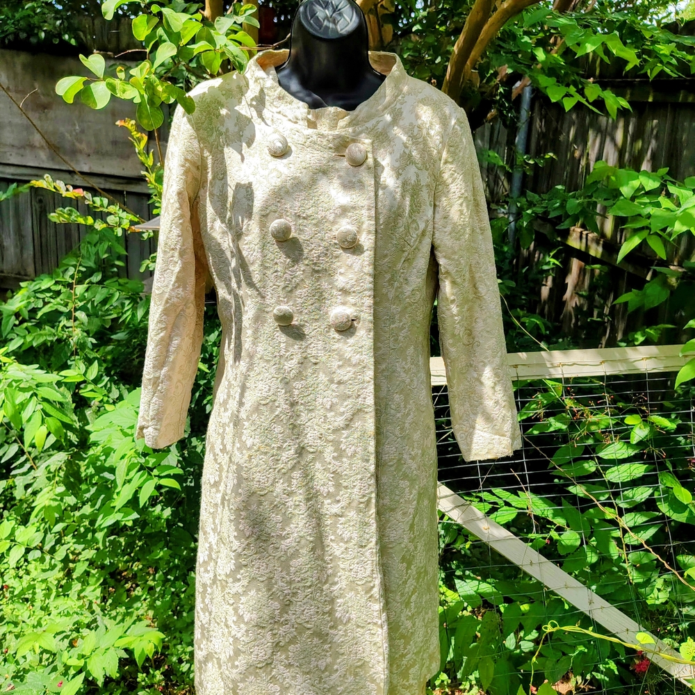 Vintage Cream Double-Breasted Jacket And Matching Sheath Dress